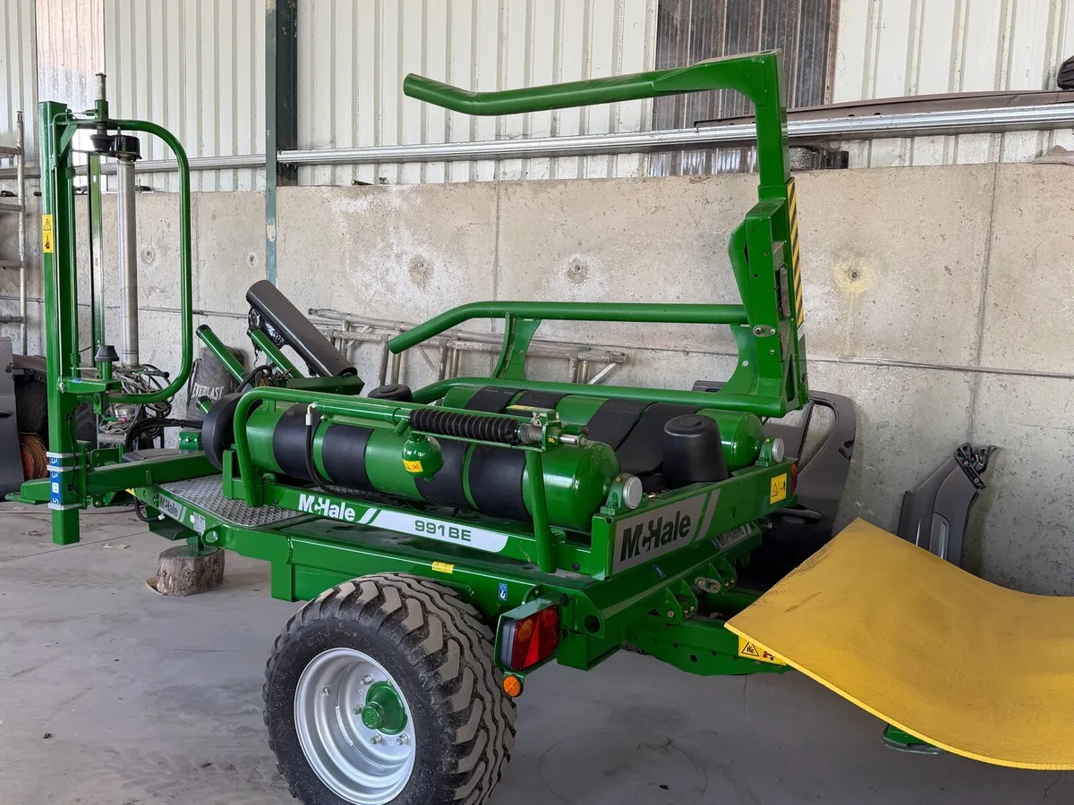 McHale 991 BE High speed wrapper - Image 1