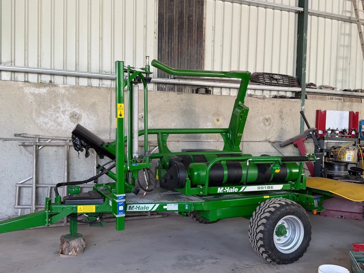 McHale 991 BE High speed wrapper - Image 3