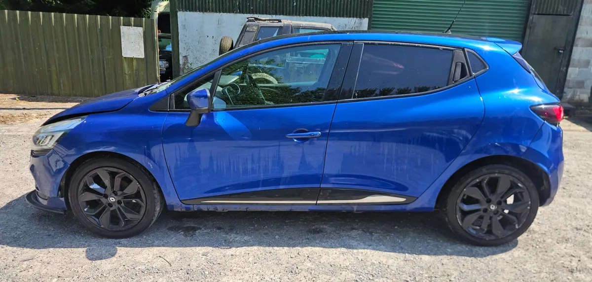 Renault Clio DYNAMIQUE 1ltr petrol 2017 - Image 3