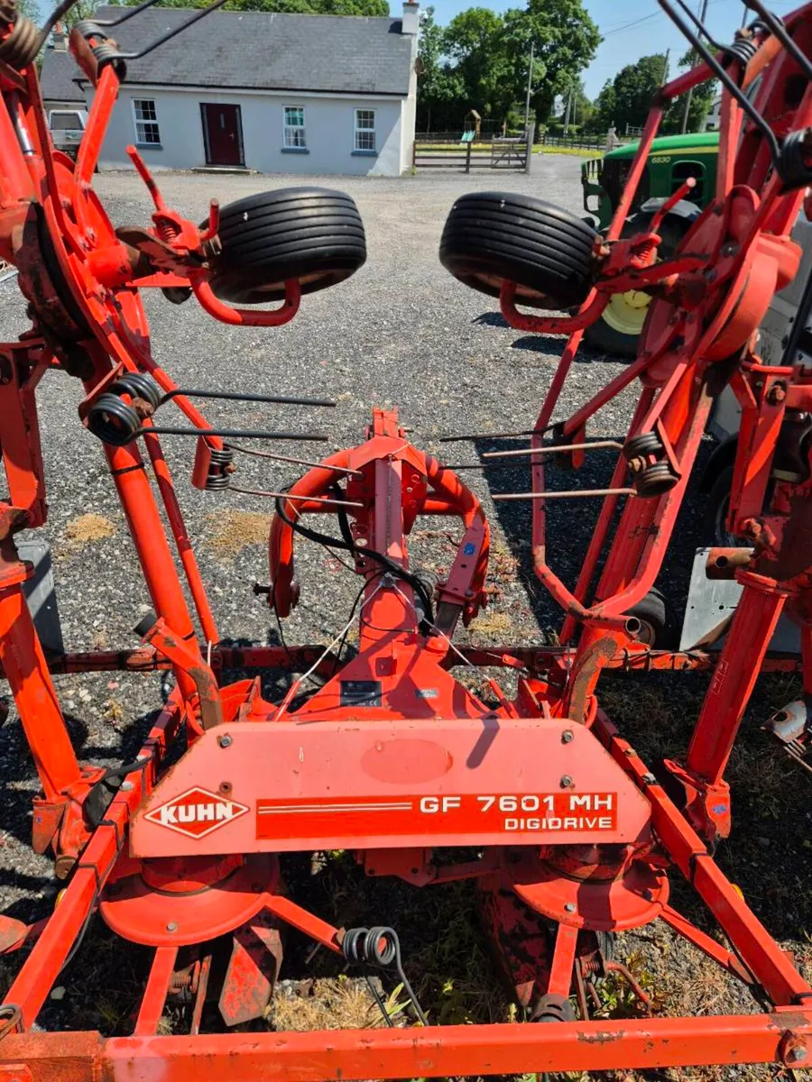 Kuhn tedder - Image 2