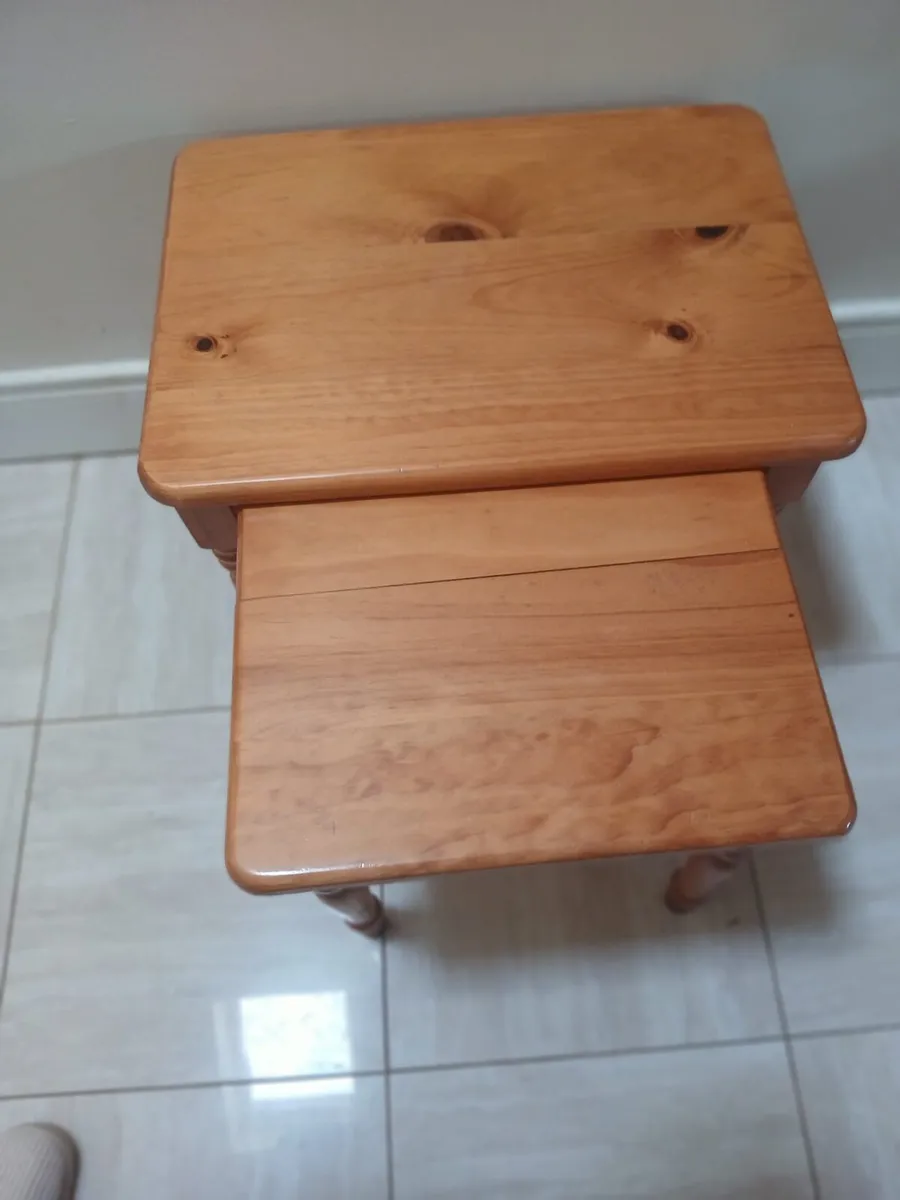 Nest of 3 Tables - Image 4