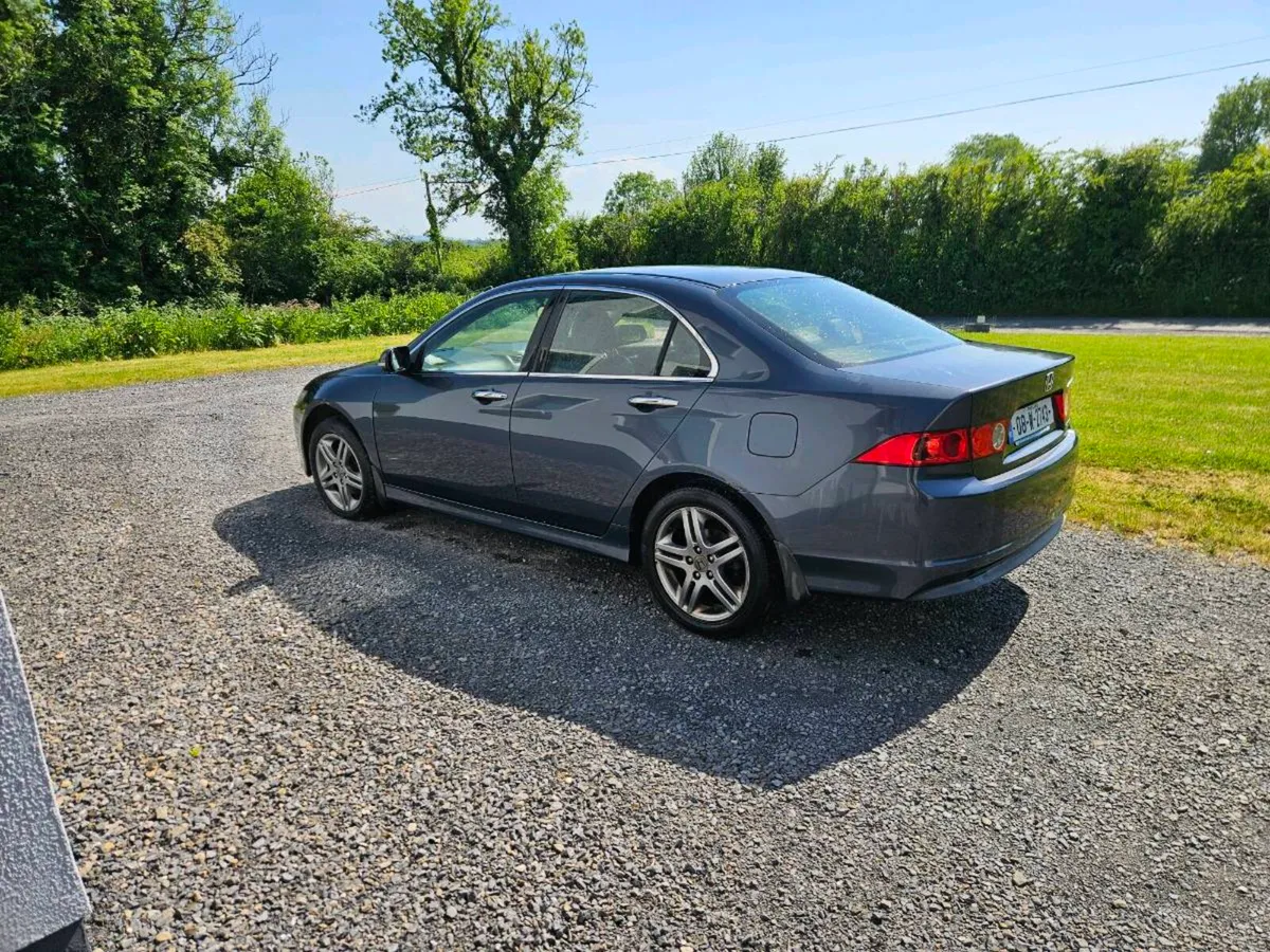 Honda accord - Image 2