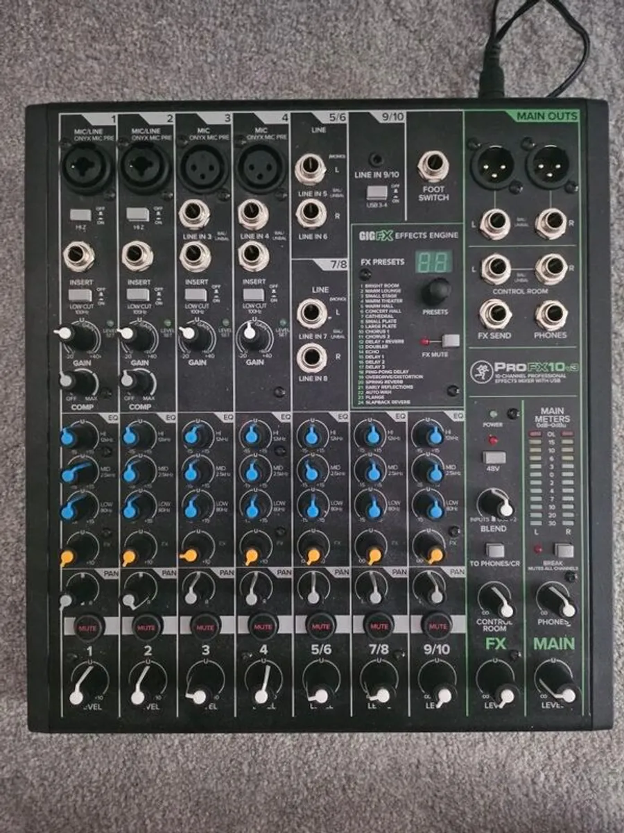 Roland Jupiter Xm, Roland TR-09, Genelec 8010a x 2, Boss Rc 505mk2, Behringer TD3, Mackie ProFX10 v3 - Image 2