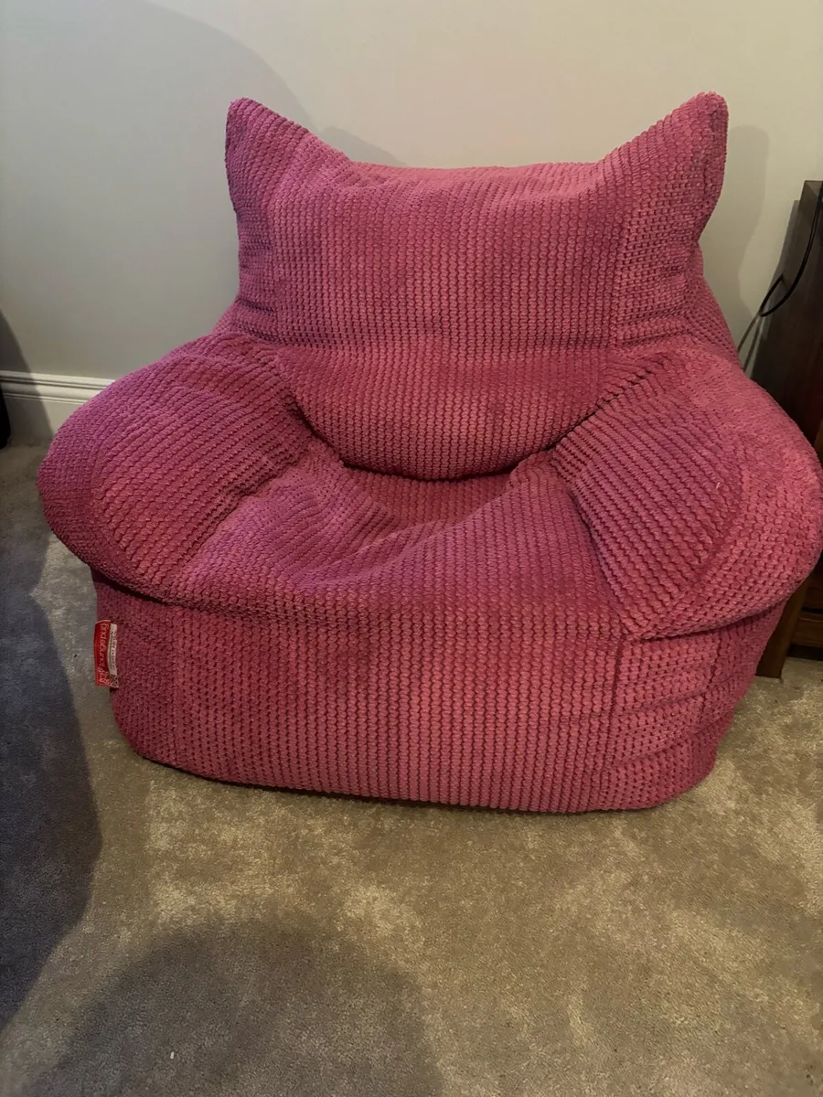 Big Bertha bean bag chair - Image 1