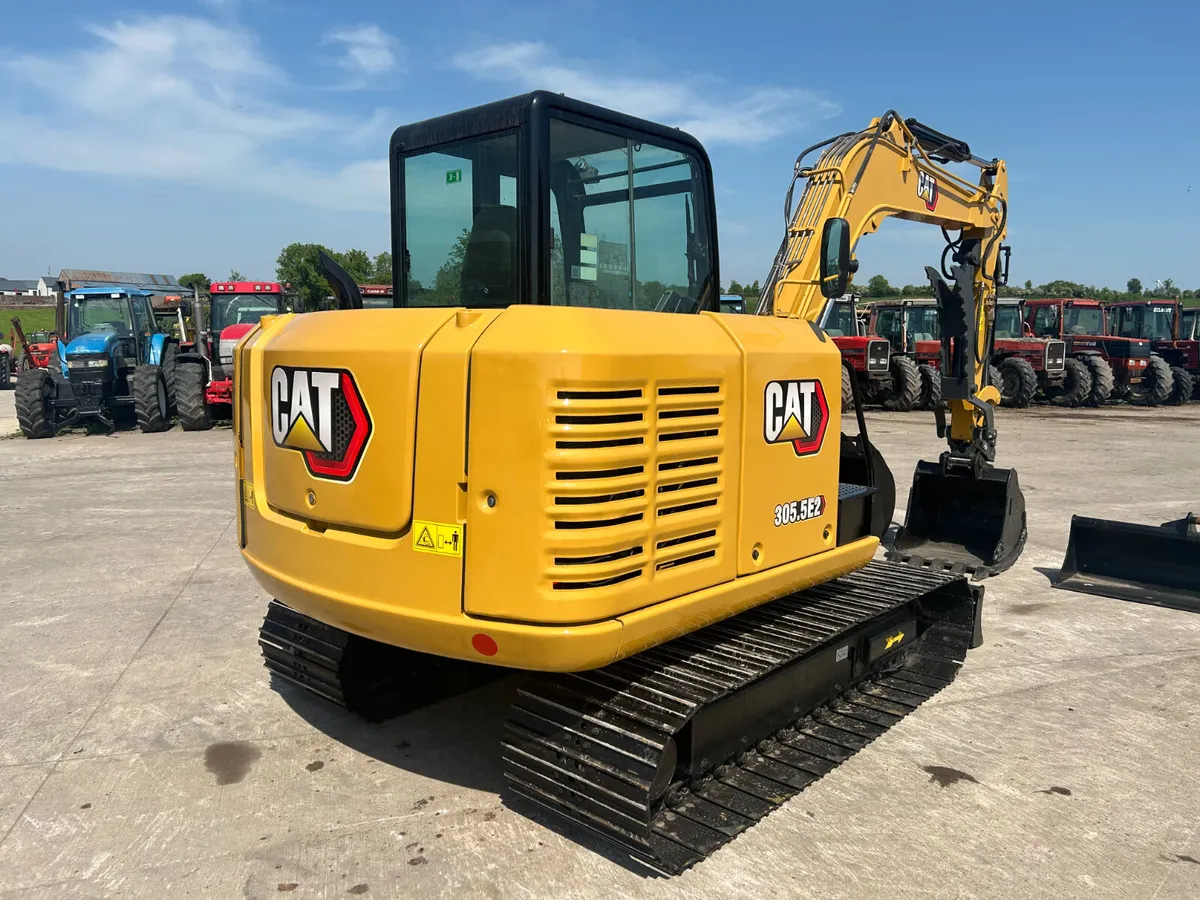 2019 CAT 305.5E2 C/W x3 New Buckets & Thumb Grab - Image 3