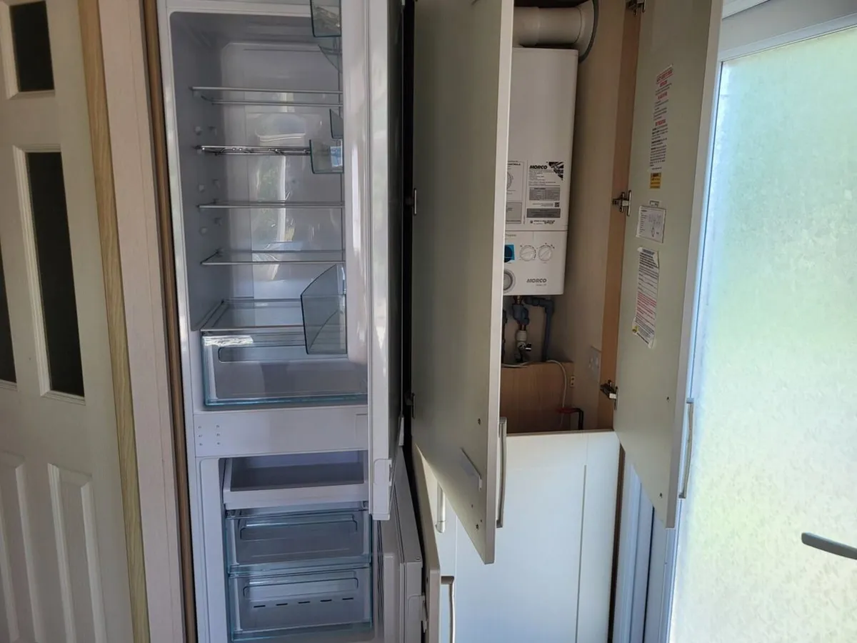 Mobile Home - Image 2
