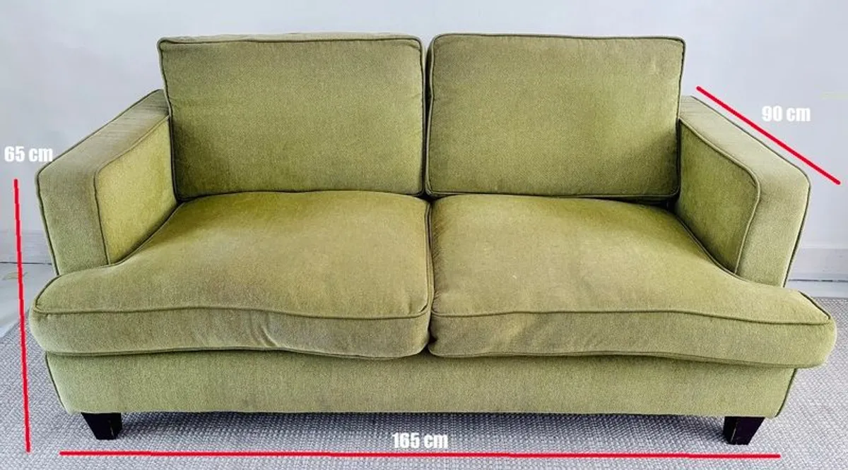 Custom-Made Designer Sofa Excellent Condition - Image 3