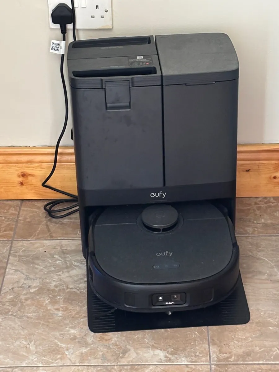 Eufy omni x10 pro robotic hoover/vacuum - Image 1