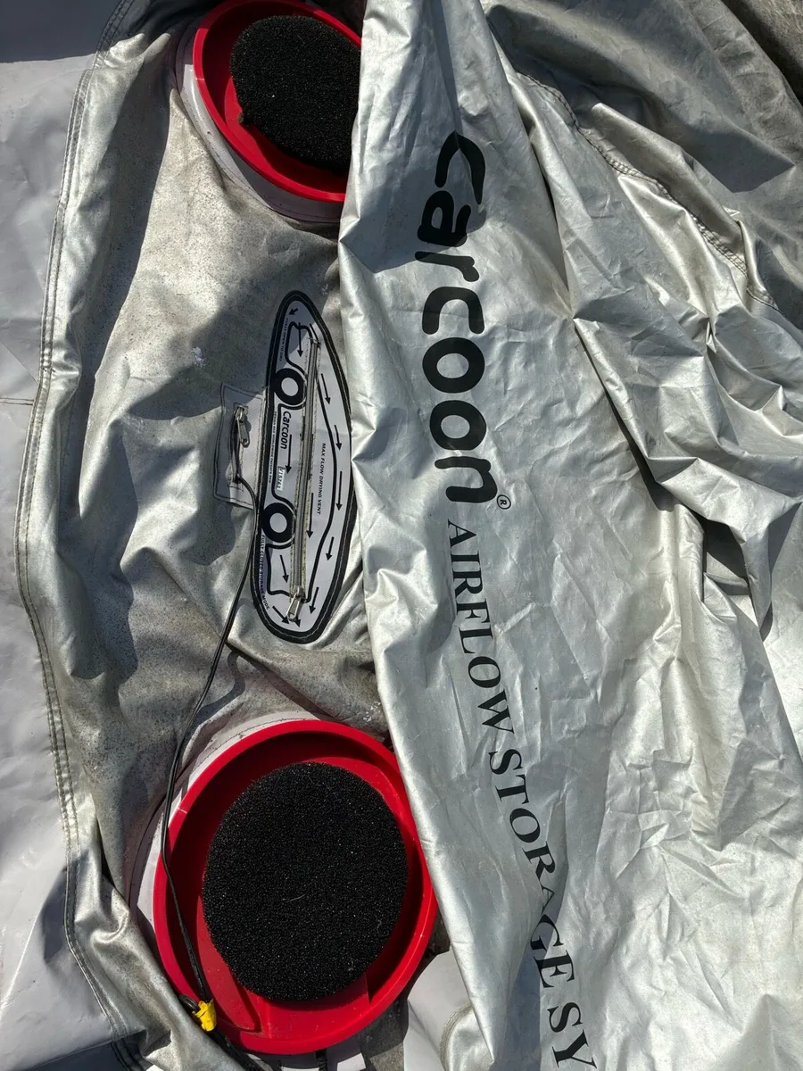 Carcoon inflatable car cover - Image 3