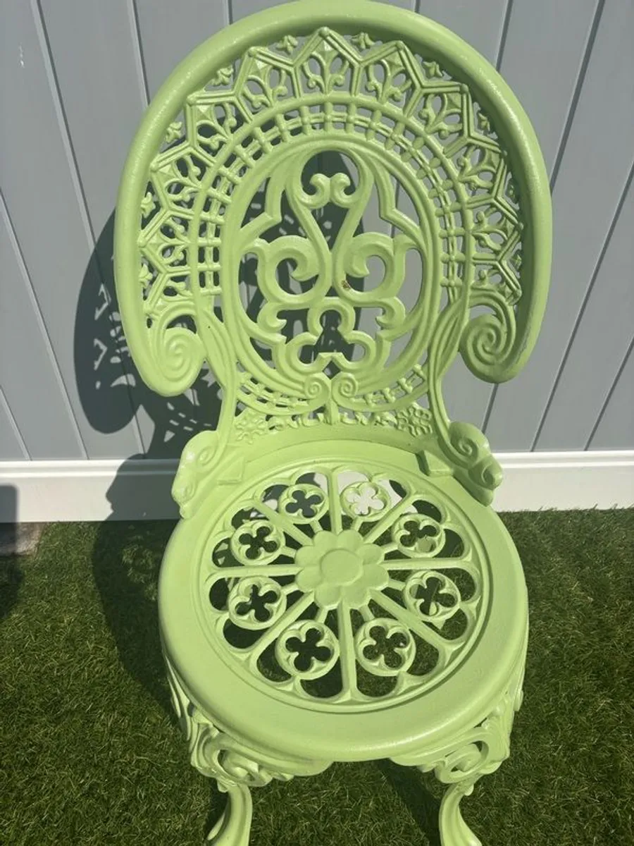 Cast Aluminum Garden Chairs - Image 3
