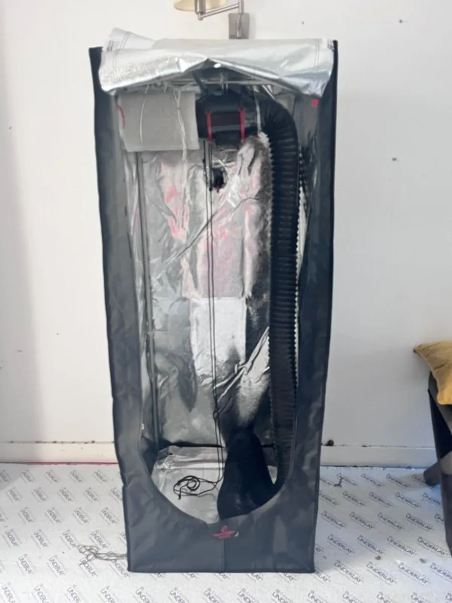 grow tent - Image 1