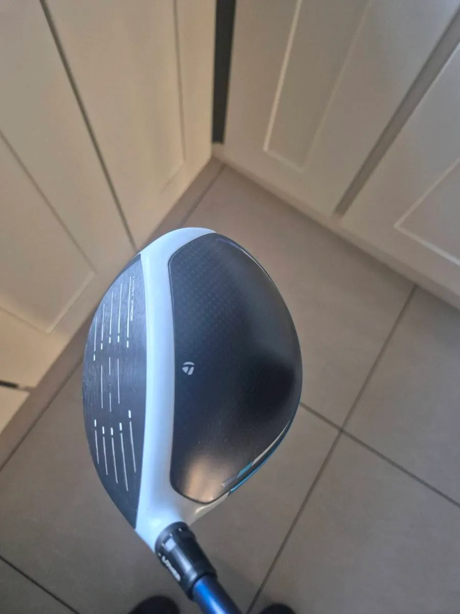 Taylormade Sim 2 Max - Image 1