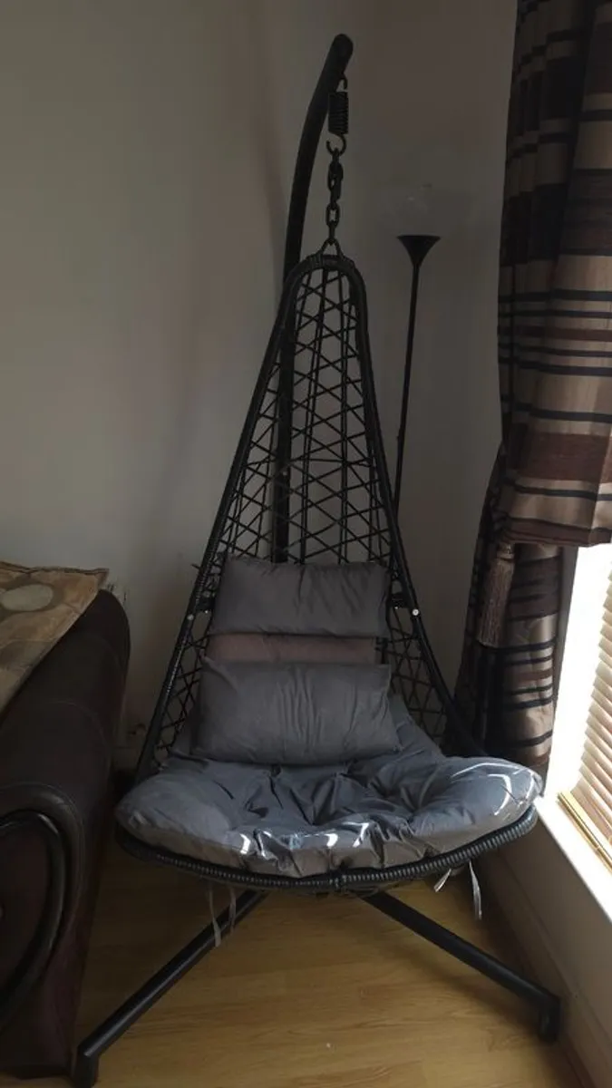 Hanging Egg Chair - Image 4