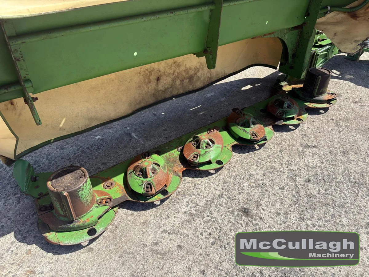 Used Krone 8ft 6in Disc Mower - Image 2