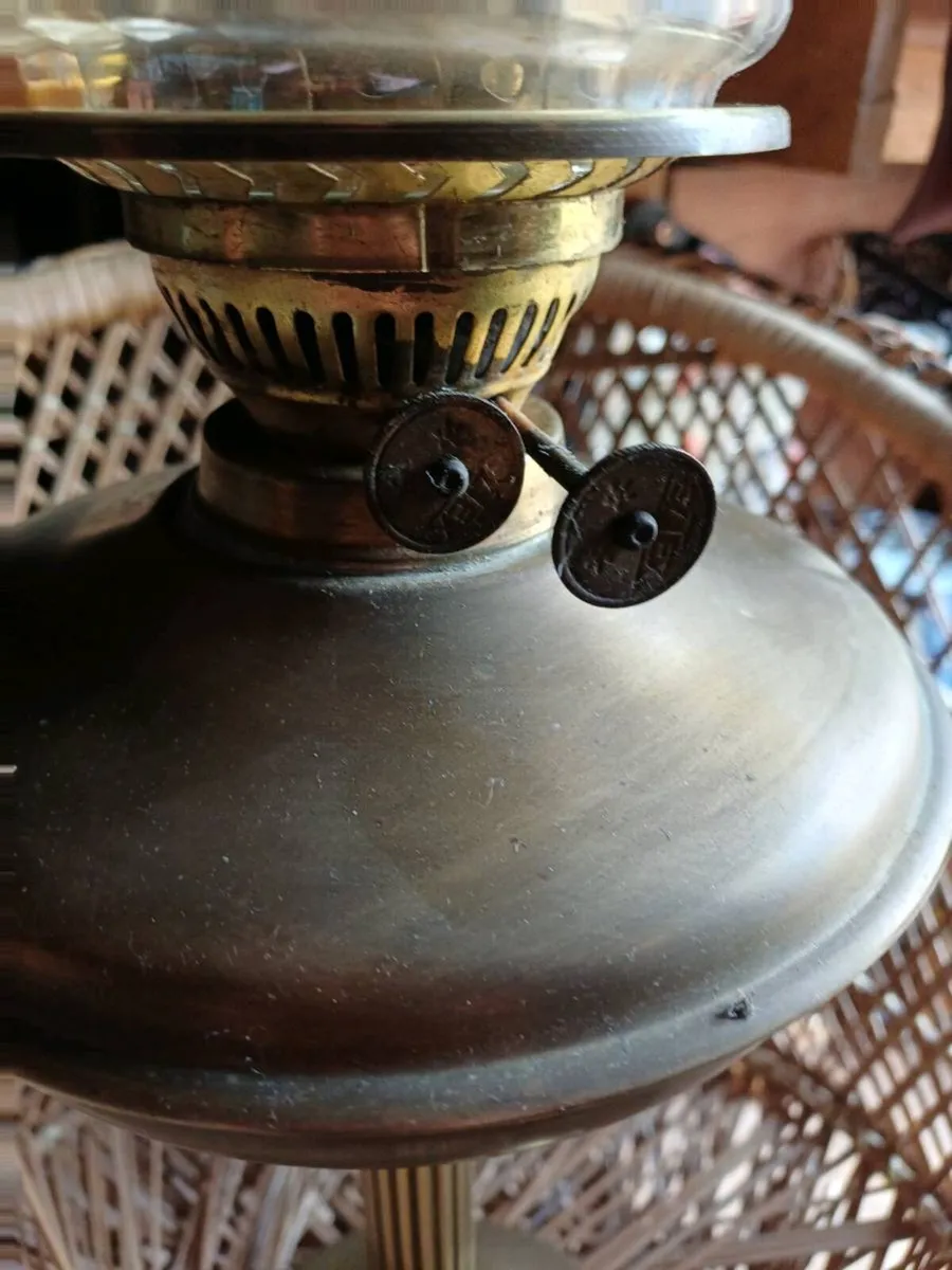 Vintage Brass Kerosene Oil Lamp - Image 4