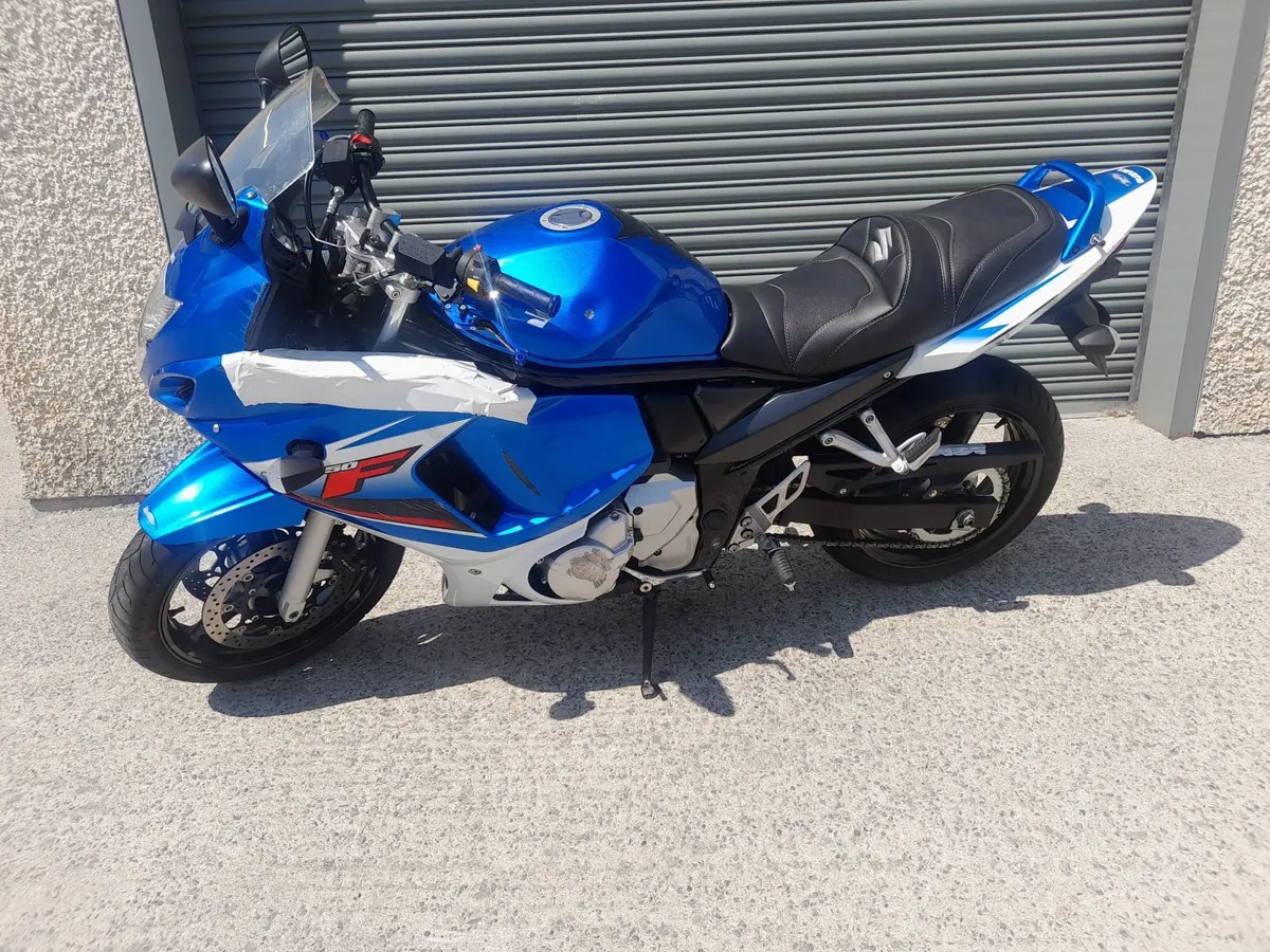 Suzuki GSX650F  2009 - Image 2