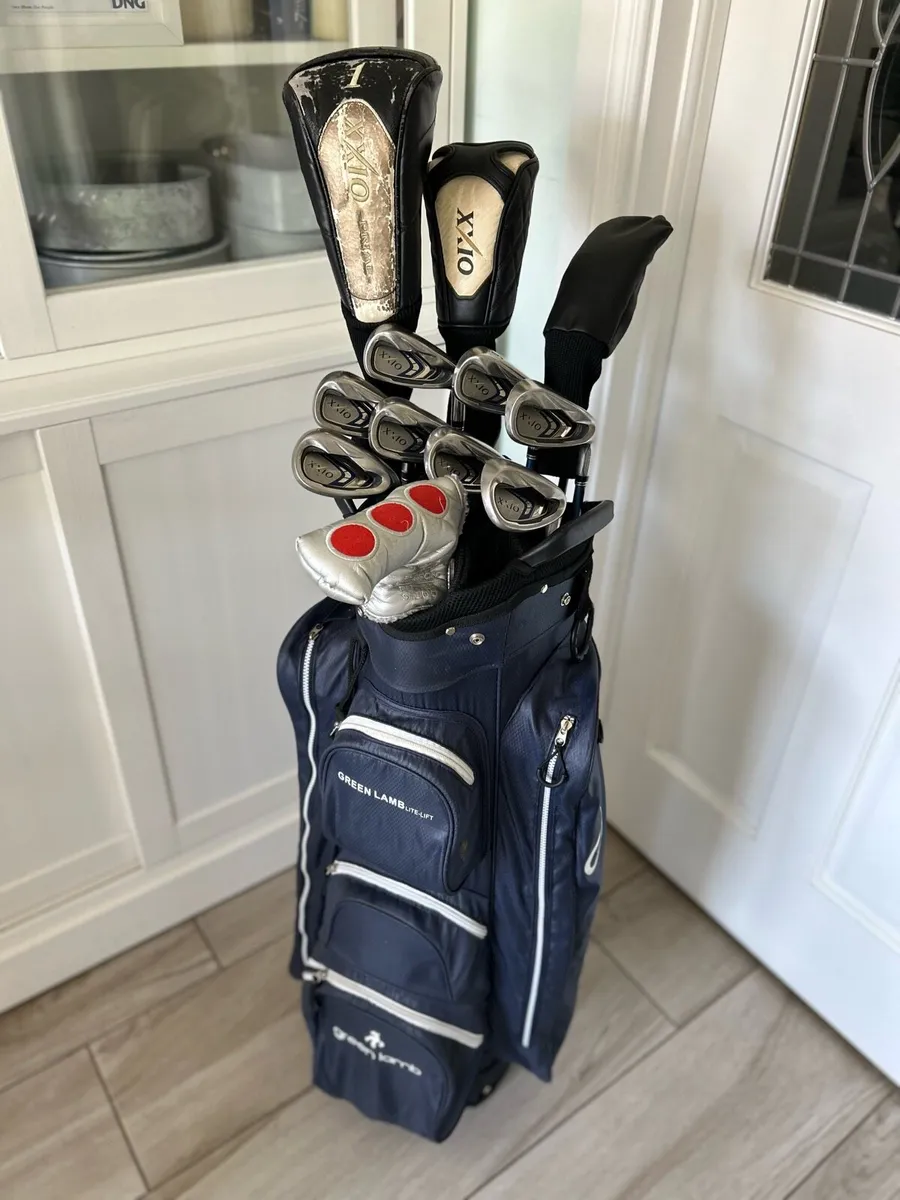 Full set of golf clubs with Scotty Cameron Putter - Image 1