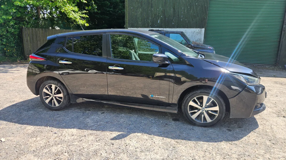 Nissan leaf SV 2021.  40 kWh 120km - Image 1