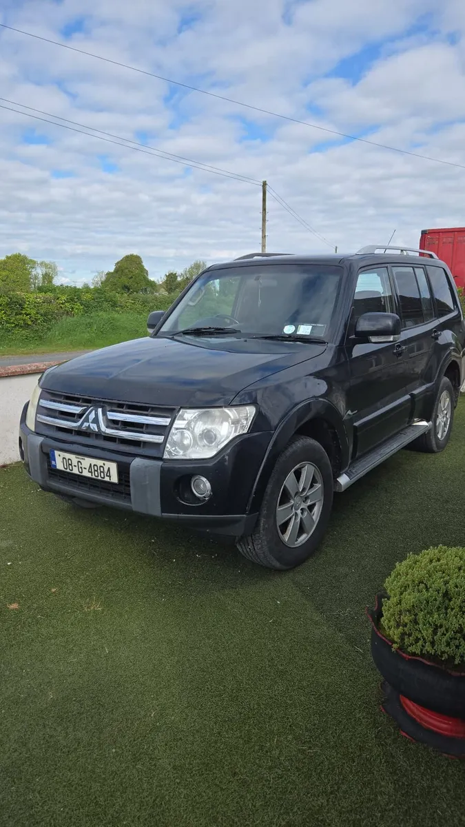 Mitsubishi pajero - Image 3