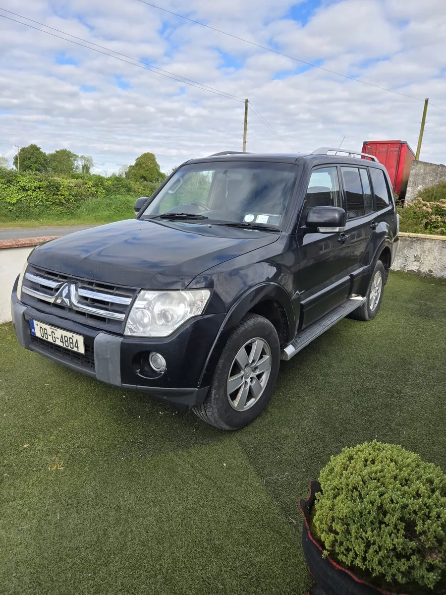Mitsubishi pajero - Image 4