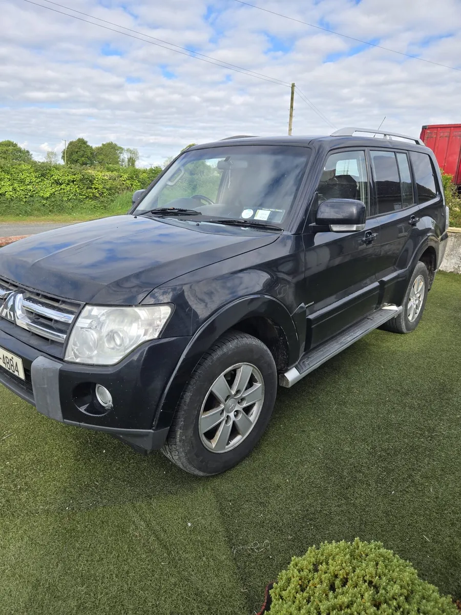 Mitsubishi pajero - Image 1
