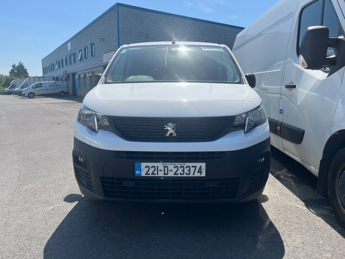 Low Mileage Peugeot Partner 2022 - Image 3