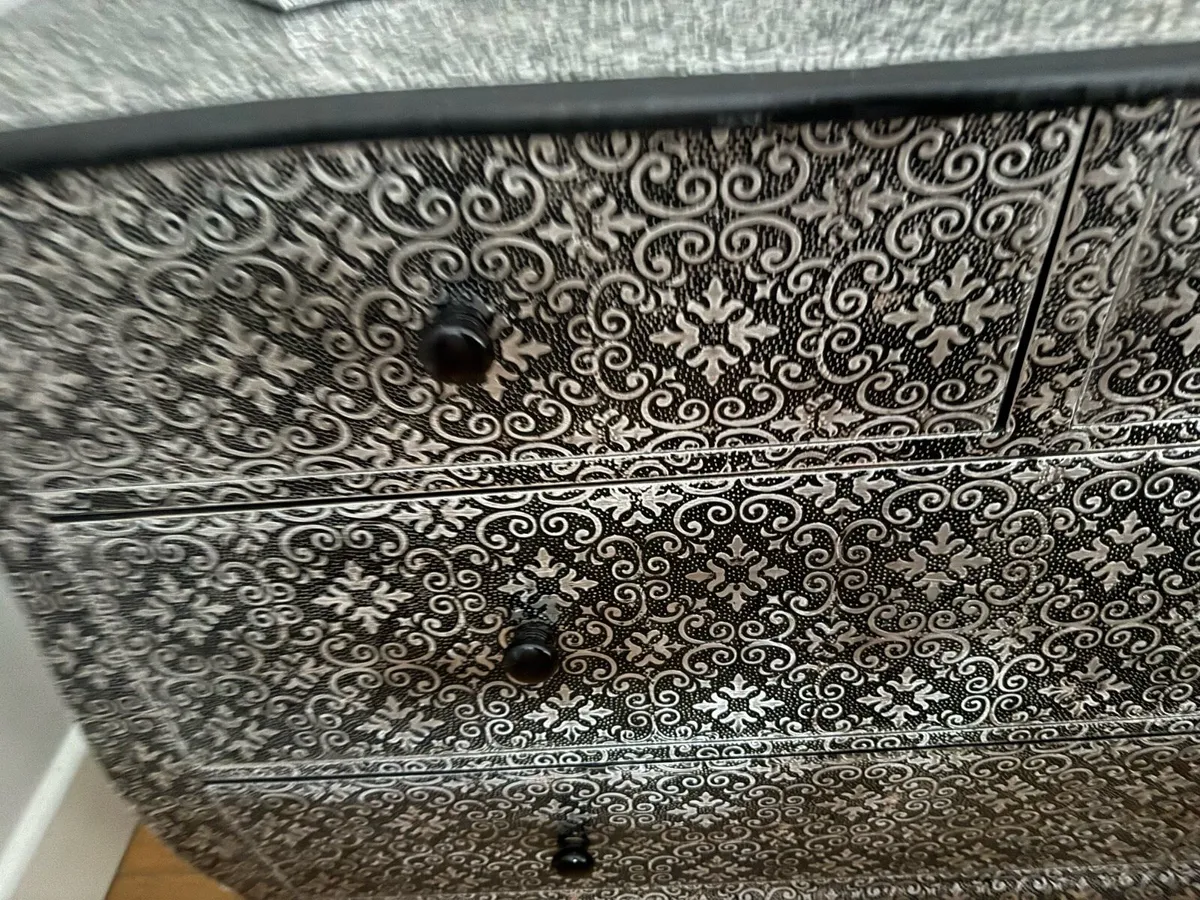 Chest of drawers…Silver/black - Image 2