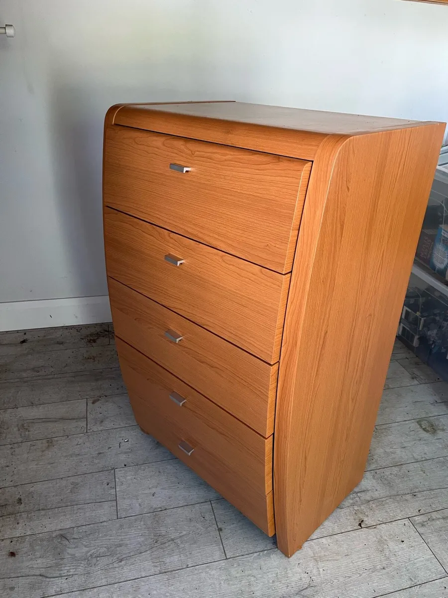 Chest of drawers - Image 2