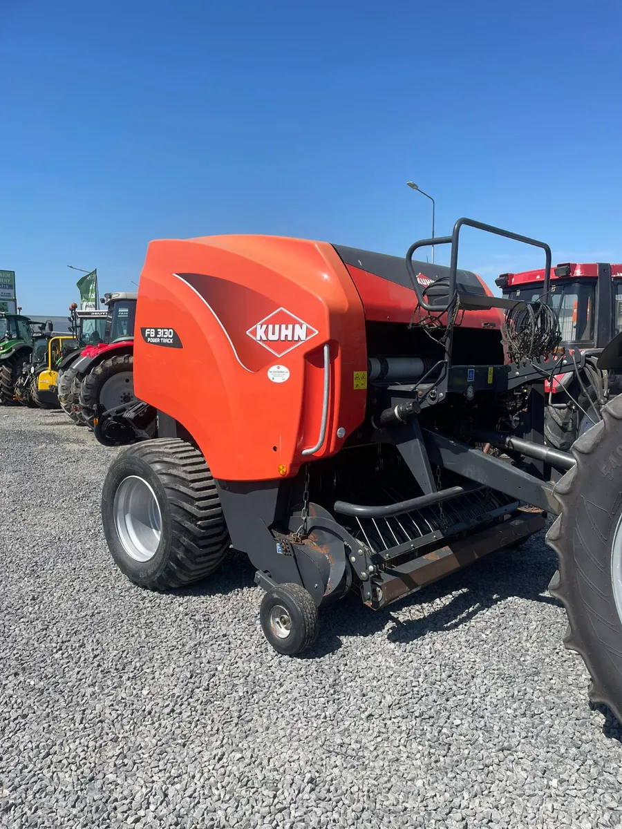 Kuhn 3130 Baler (17,000 Bales) - Image 3