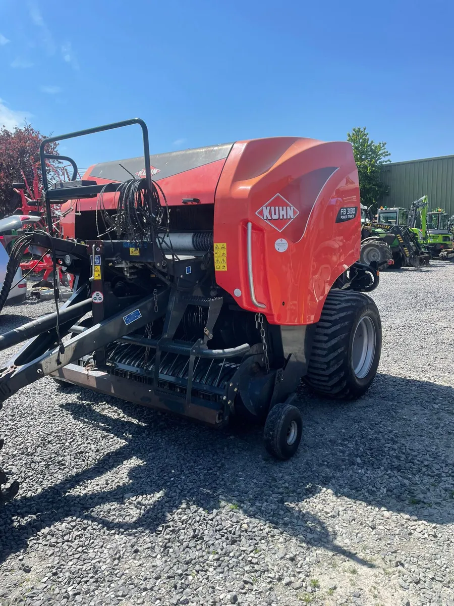 Kuhn 3130 Baler (17,000 Bales) - Image 4