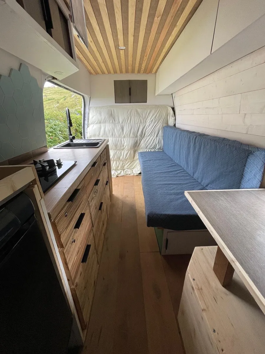 Camper - Image 4