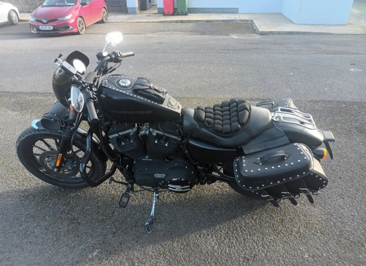 Motorcycle - Image 4