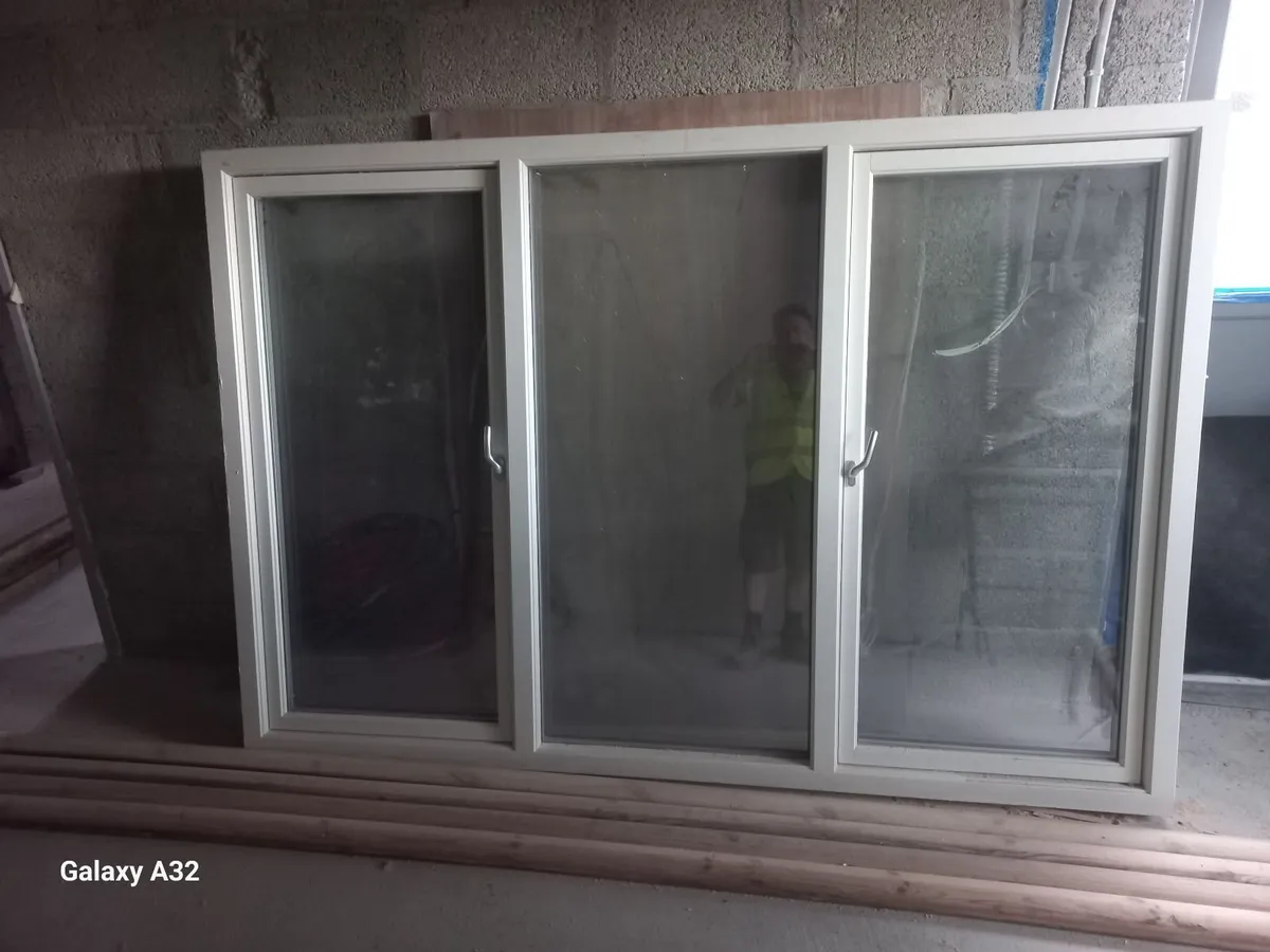 Aluclade triple glazed window - Image 2