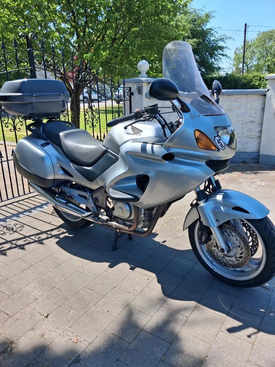 Honda NT 650 Deauville - Image 2