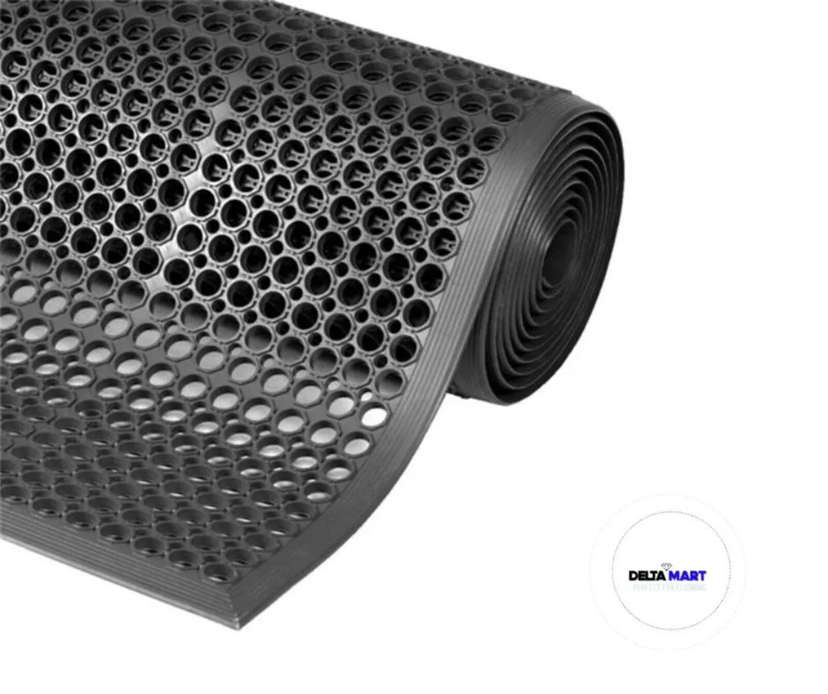 5ft x 3ft Industrial Rubber Mat - Image 4