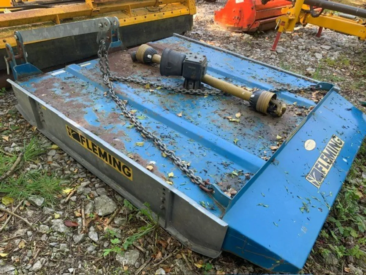 FLEMING TR6 TOPPER - Image 3