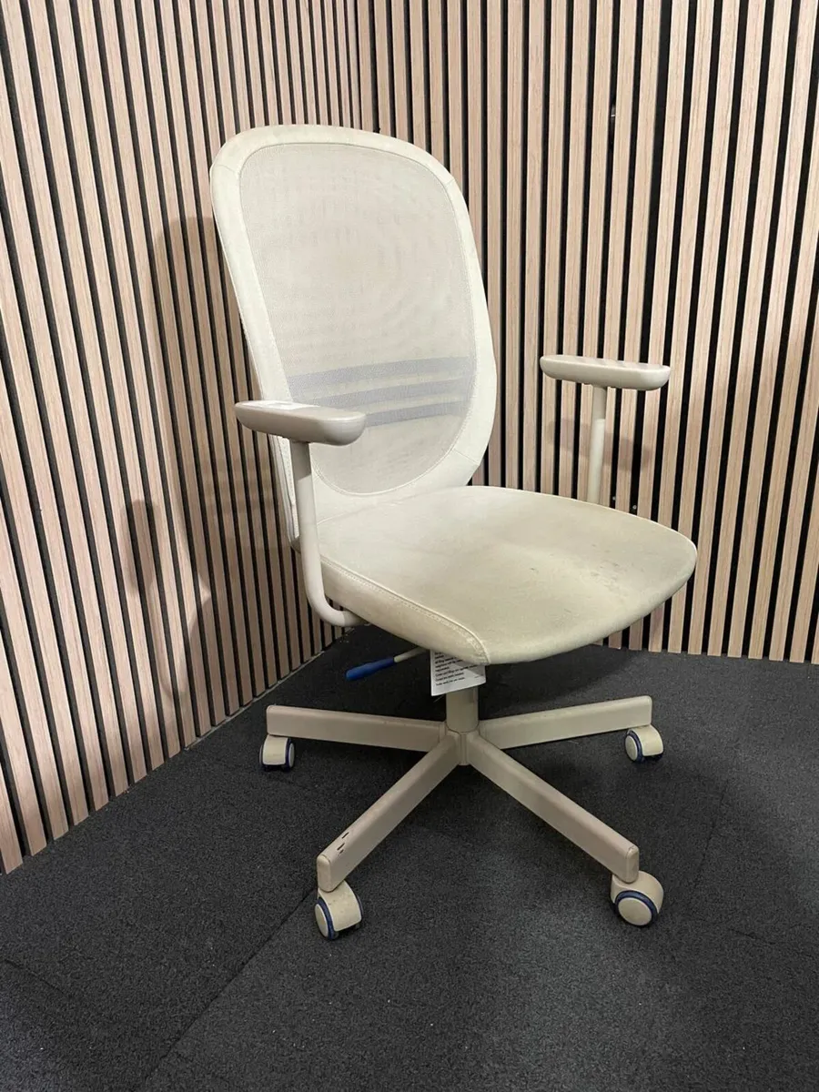 QUALITY SWIVEL CHAIRS @ CJM FURNITURE - Image 3