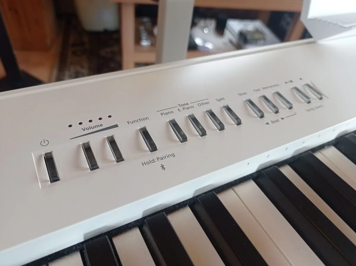 Roland FP-30X Keyboard & Roland Pedal - Image 3