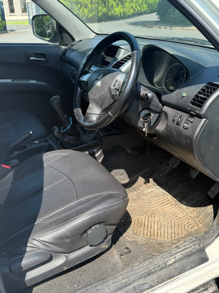 Mitsubishi l200 - Image 4