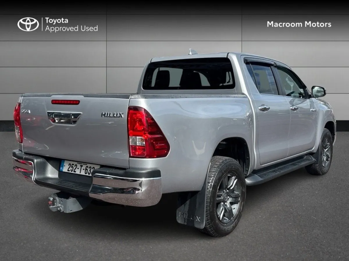 Toyota Hilux HILUX 2.8 SR5 DOUBLE CAB - Image 2