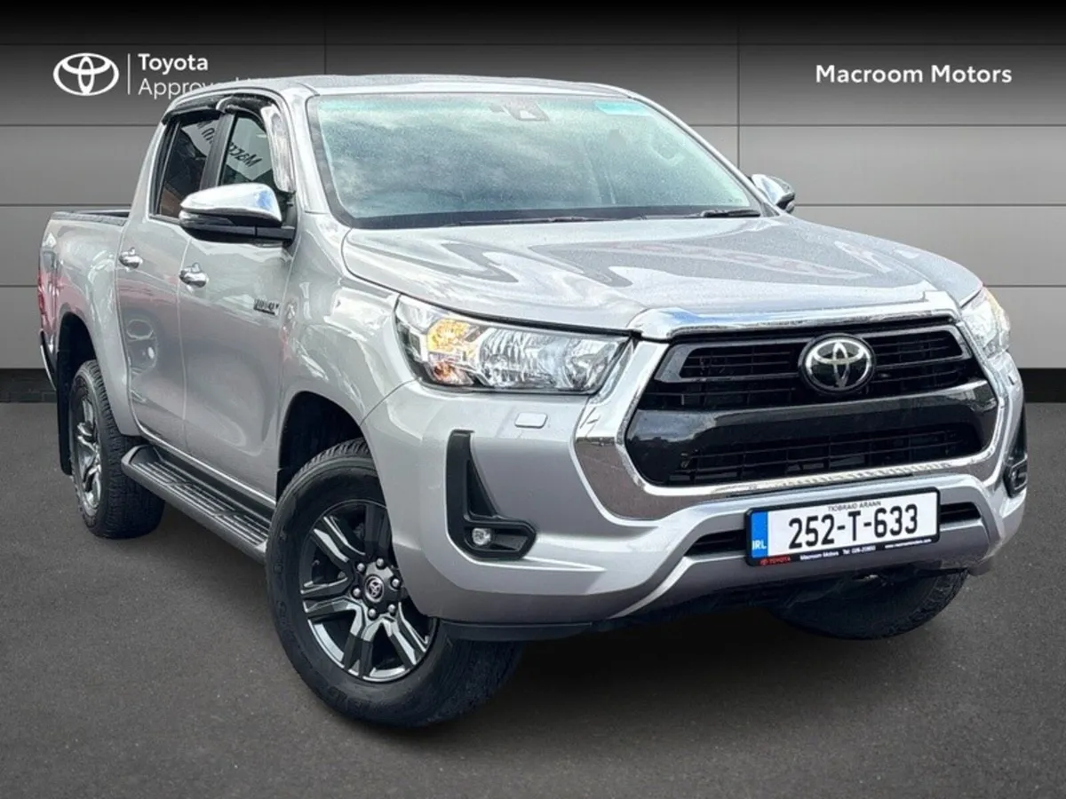 Toyota Hilux HILUX 2.8 SR5 DOUBLE CAB - Image 1