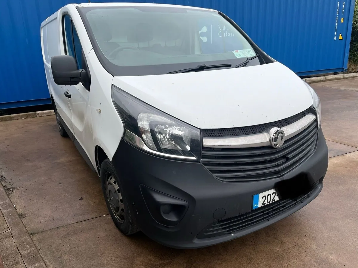 20 Opel Vivarro - Image 2