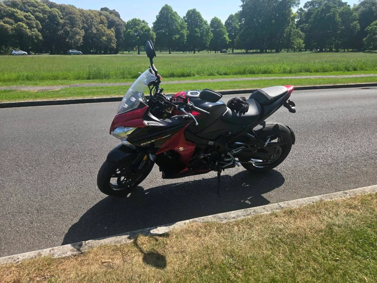 Suzuki GSXS 1000F - Image 3