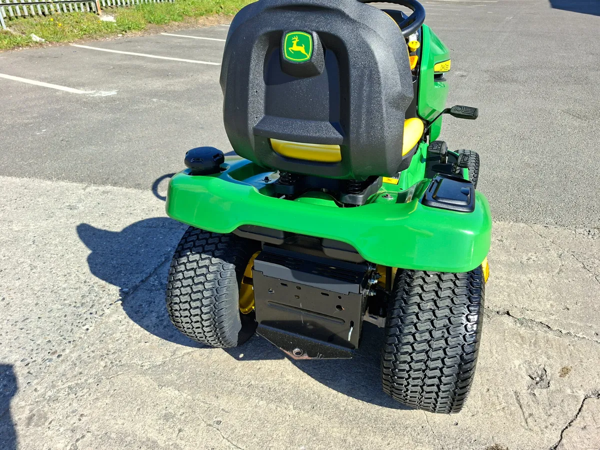 John Deere X350 mulch mower - Image 3