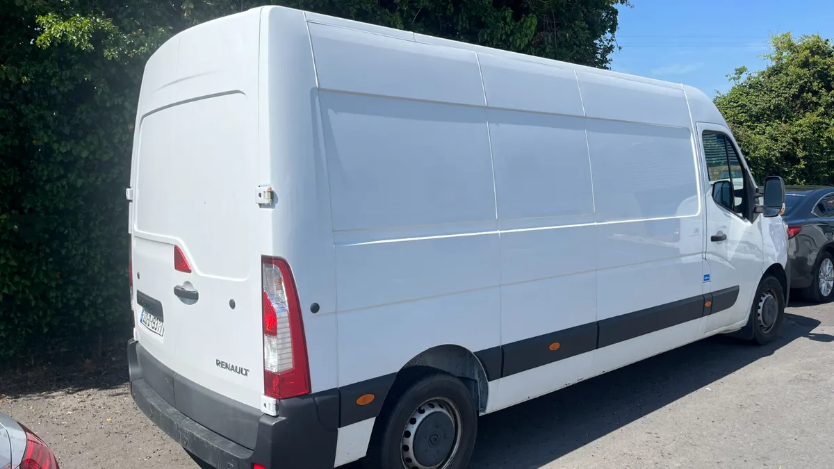 Renault Master 2022 - Image 3