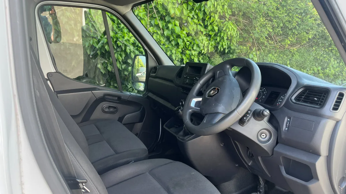 Renault Master 2022 - Image 4