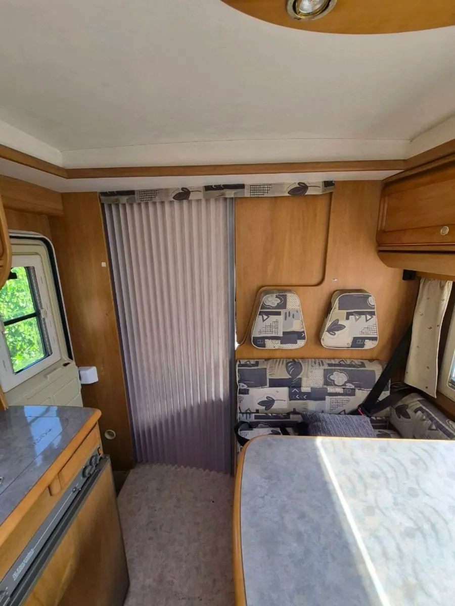 Camper motor home - Image 2