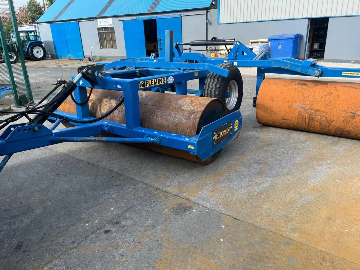 Fleming 18Ft Roller - Image 4