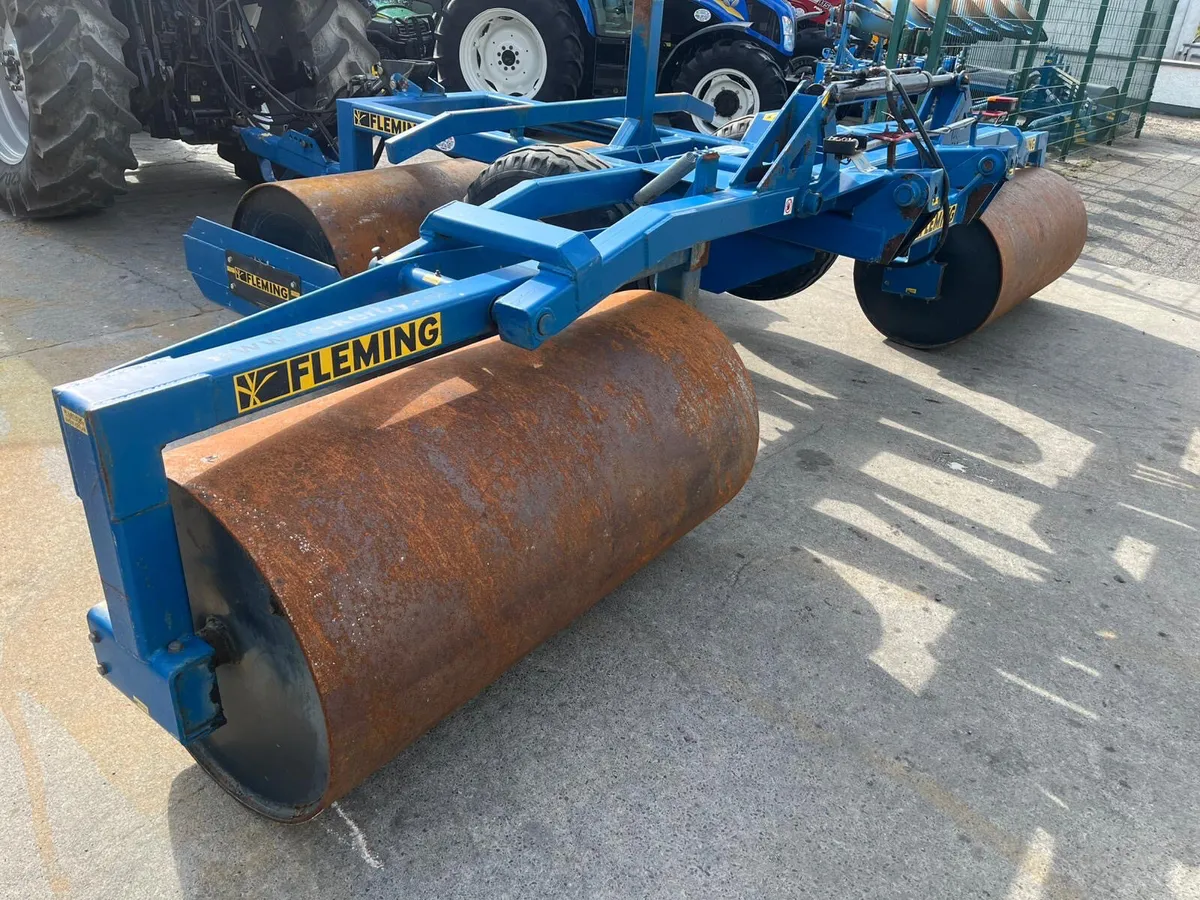 Fleming 18Ft Roller - Image 3