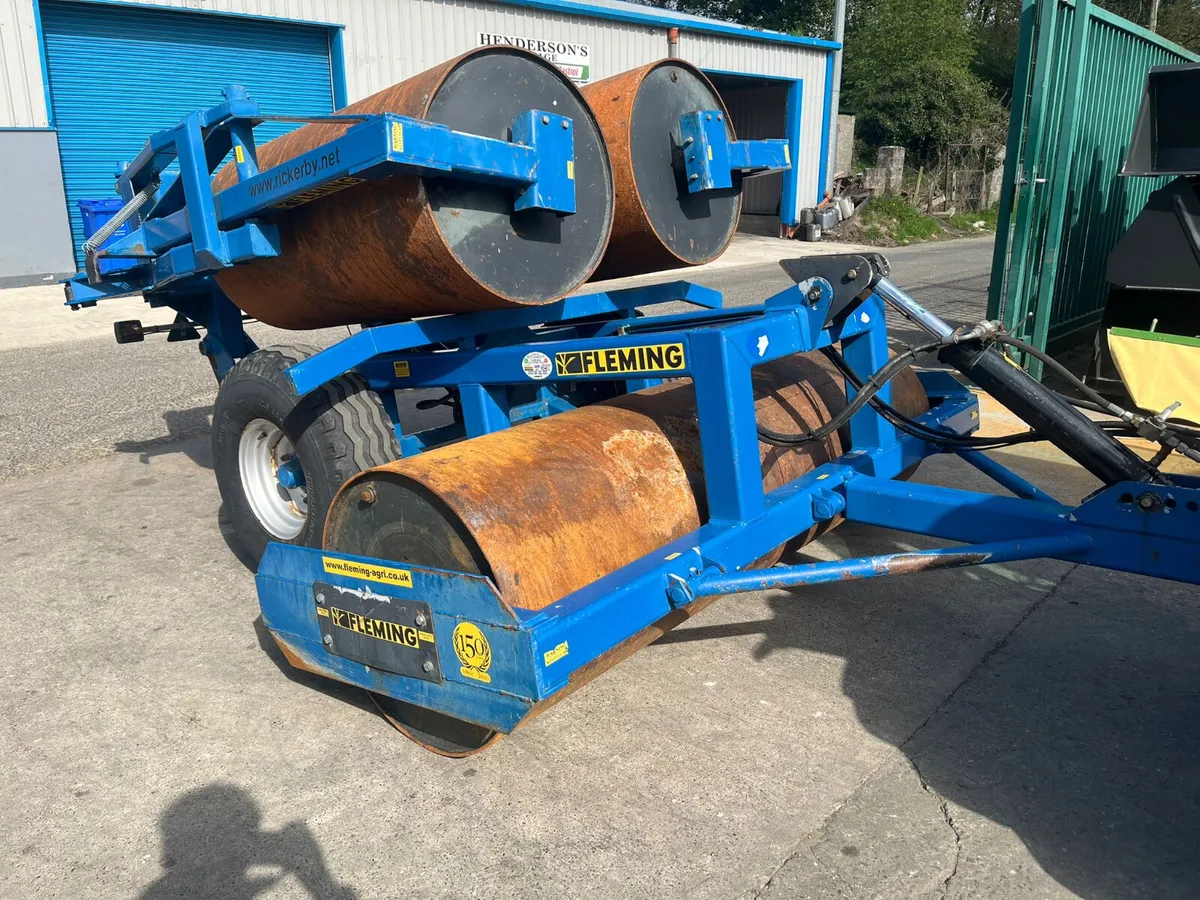 Fleming 18Ft Roller - Image 1